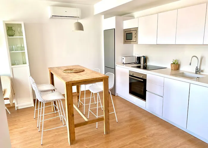 511 Torresol, Sea Views Апартаменты *